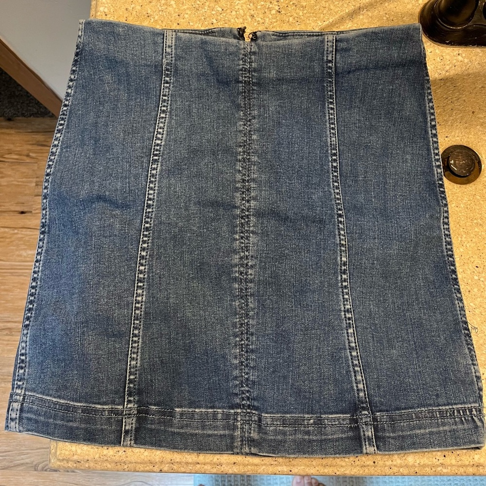 Urban Outfitters BDG Mini Jean Skirt- size 8